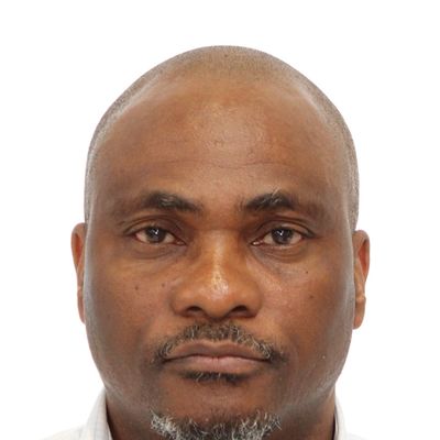 Dr Adeniyi Aro